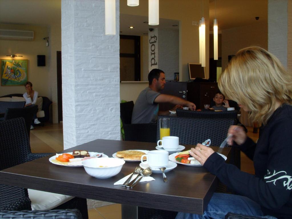 Fjord B&B โซโซโปล ภายนอก รูปภาพ